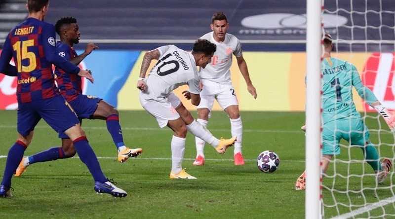 bóng đá đêm khuya